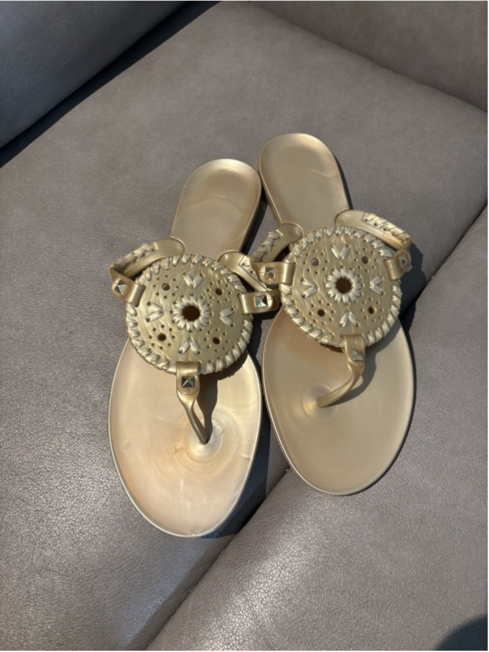 Jack Rogers Georgica Women Size 9 Gold Thong Jelly Flip Flop Sandals - Picture 2 of 10